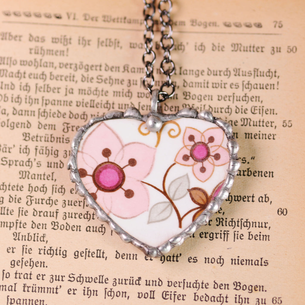 Herzanhänger 60er Jahre rosa Blumen